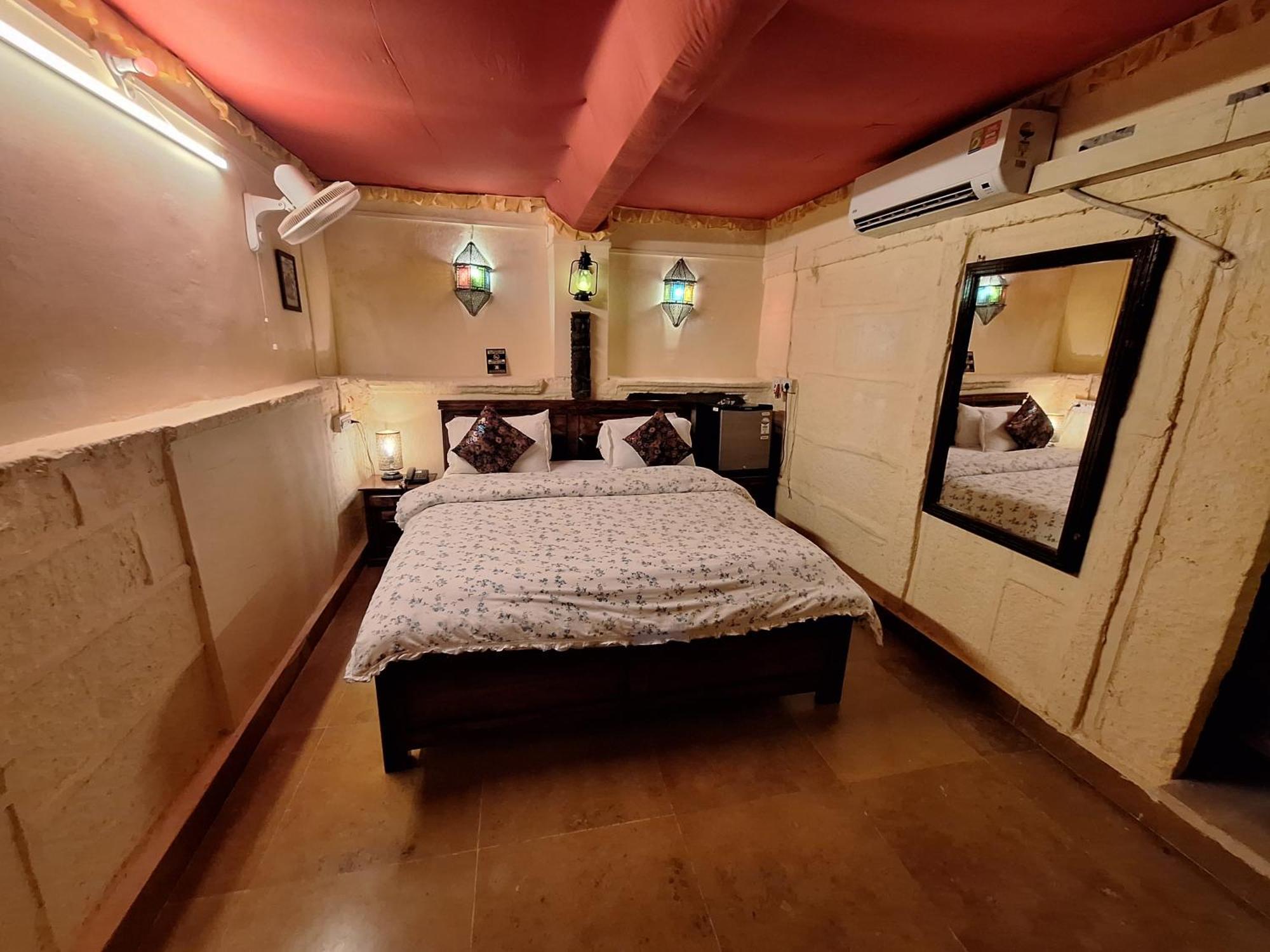 Desert Haveli Guest House Jaisalmer Room photo